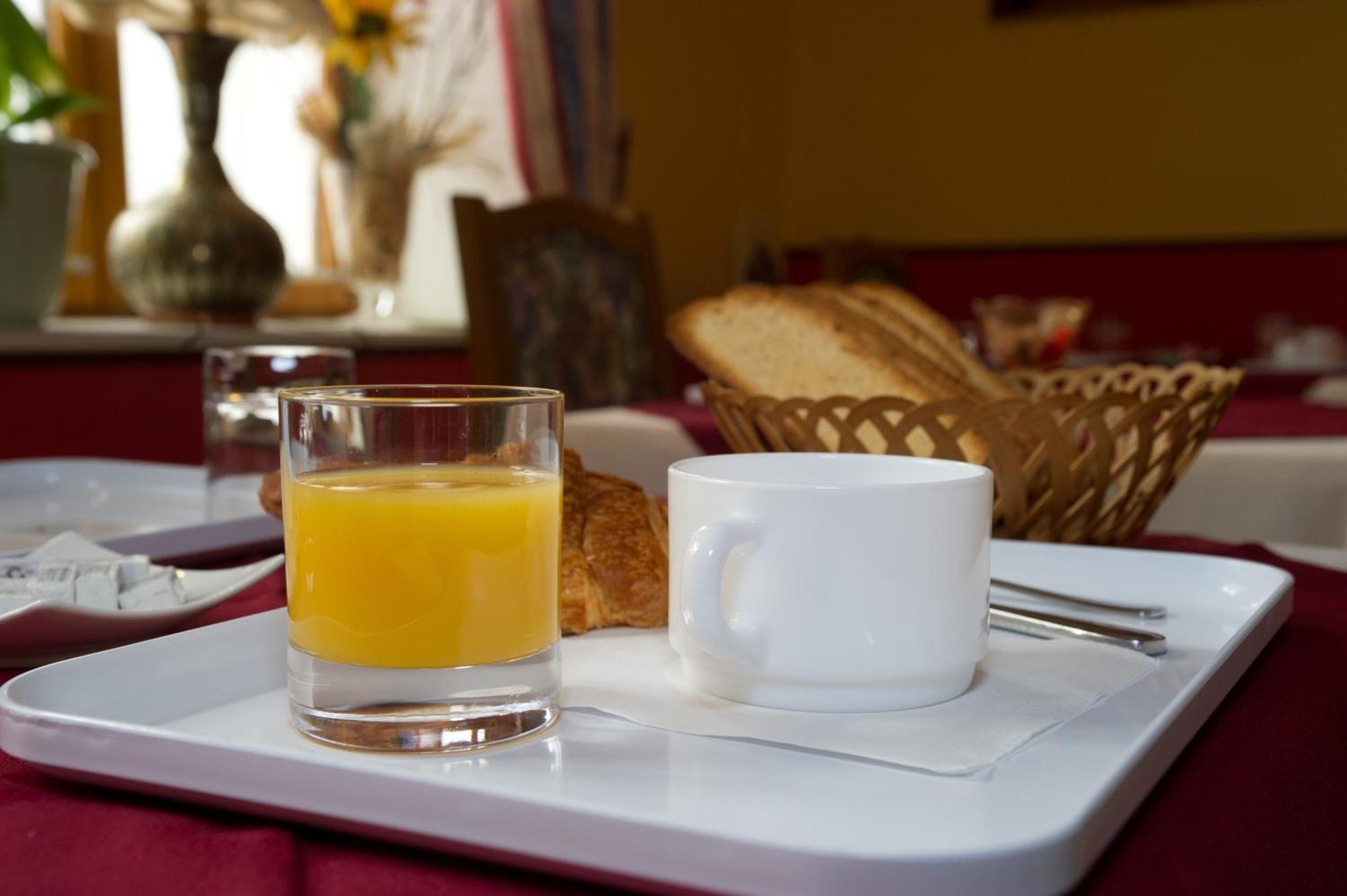 Launois-sur-Vence Logis Hotel Le Val De Vence מראה חיצוני תמונה